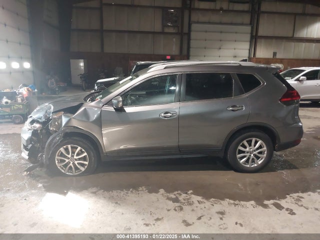 Nissan ROGUE SV 2017 5N1AT2MV9HC779398 Image 14