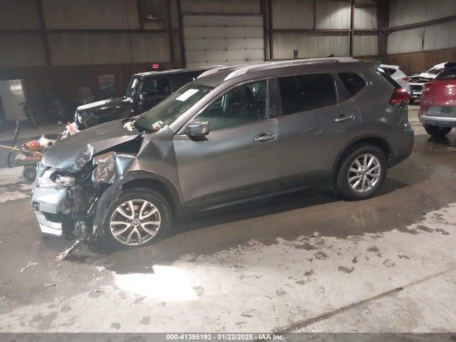 Nissan ROGUE SV 2017 5N1AT2MV9HC779398 Image 2