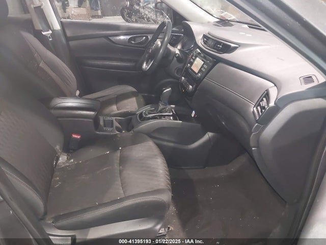 Nissan ROGUE SV 2017 5N1AT2MV9HC779398 Image 5