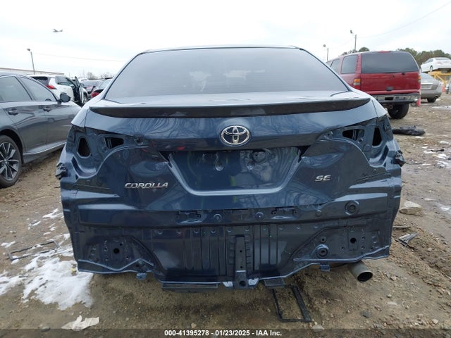 Toyota COROLLA SE 2017 5YFBURHE9HP730699 Image 6
