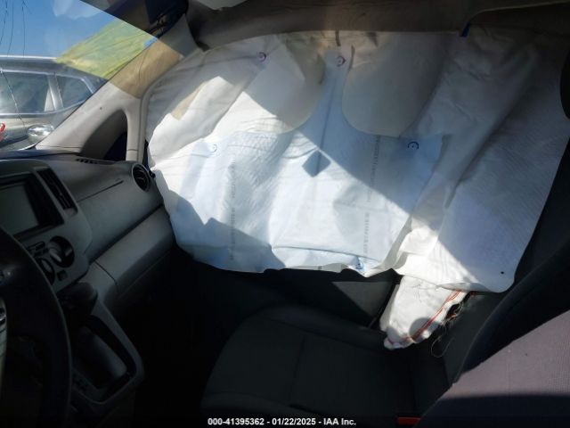 3N6CM0KN6LK701131 Nissan Nv200  Cargo S Xtronic Cvt