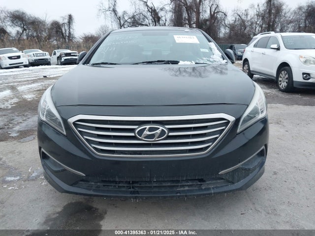 Hyundai SONATA SE 2016 5NPE24AF2GH311274 Image 12
