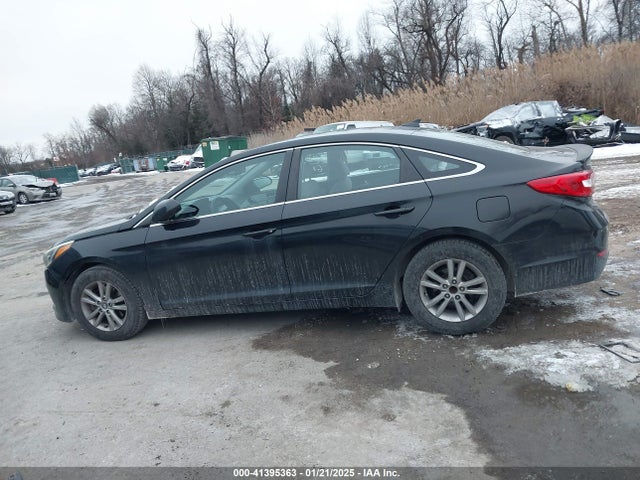 Hyundai SONATA SE 2016 5NPE24AF2GH311274 Image 14