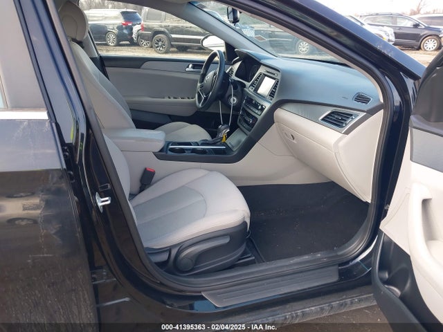 Hyundai SONATA SE 2016 5NPE24AF2GH311274 Image 5