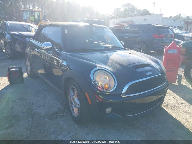 2009 MINI COOPER S WMWMS33579TG88871 Photo 0