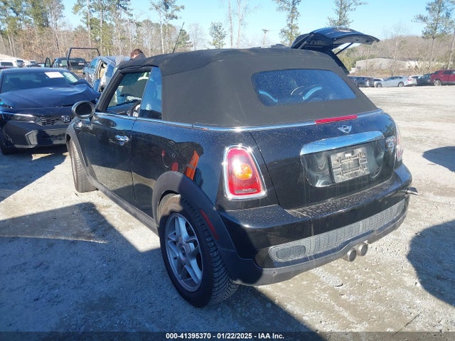 2009 MINI COOPER S WMWMS33579TG88871 Photo 2