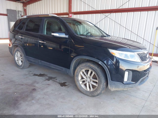 KIA SORENTO LX 2015 5XYKT3A63FG591822 Image 1