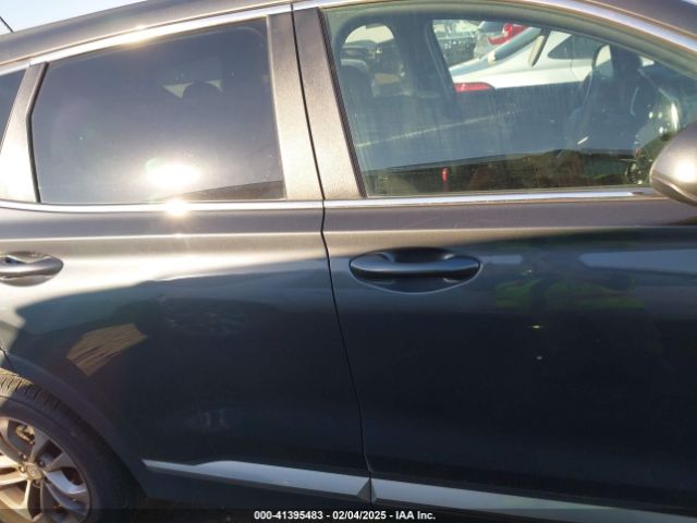 5NMS23AD5LH180568 Hyundai Santa Fe Se