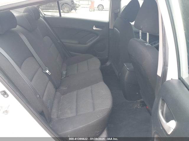 KIA FORTE LX 2017 3KPFK4A78HE082702 Image 8