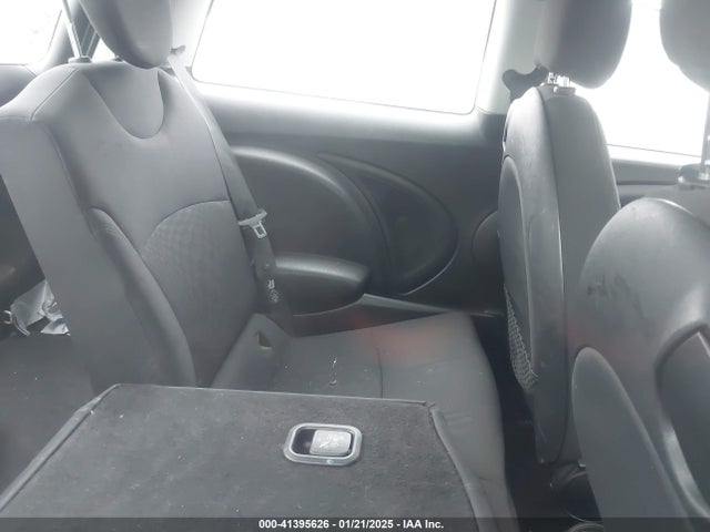 2007 MINI COOPER WMWMF33567TL77317 Photo 7