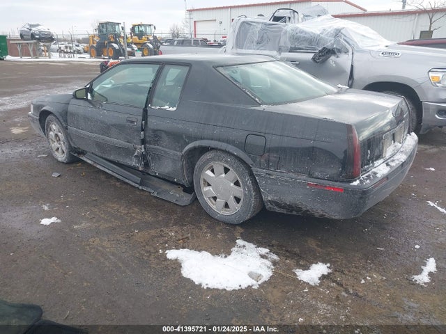 2001 CADILLAC ELDORADO 1G6EL12Y01B103000 Photo 2