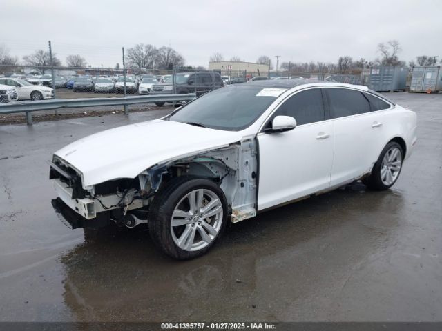 2012 JAGUAR XJ SAJWA2GB1CLV31903 Photo 1