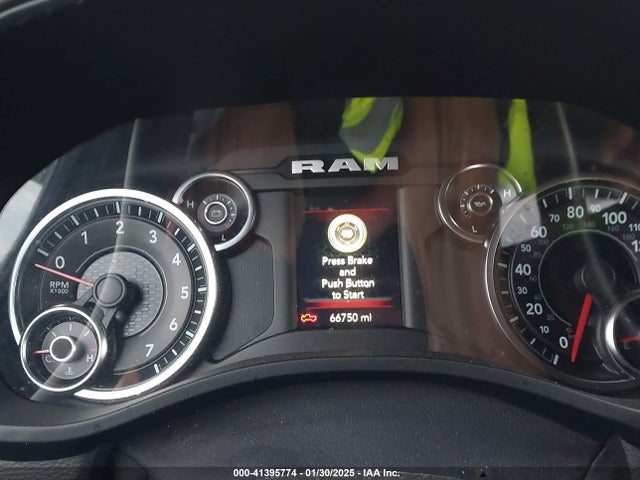 1C6RREFG1MN532758 RAM 1500 Big Horn  4x2 5'7 Box