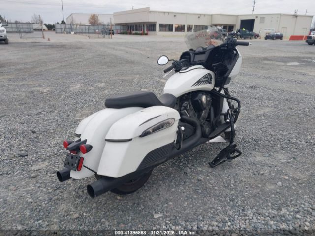2021 INDIAN MOTORCYCLE CO. CHALLENGER 56KLCDRR5M3402088 Photo 3