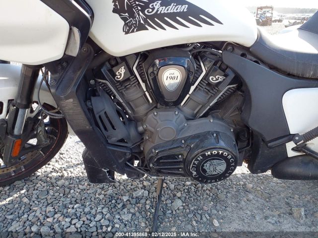 2021 INDIAN MOTORCYCLE CO. CHALLENGER 56KLCDRR5M3402088 Photo 8
