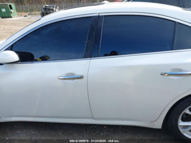 1N4AA5AP3EC498197 Nissan Maxima 3.5 S/3.5 Sv