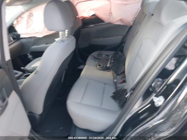 5NPD84LF4HH166229 Hyundai ELANTRA SE
