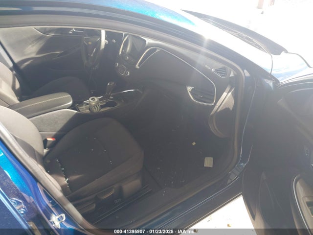 Chevrolet MALIBU LT 2019 1G1ZD5STXKF193783 Image 5