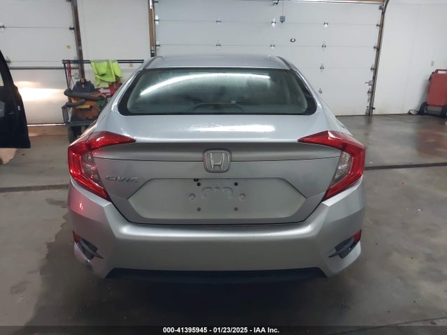 Honda Civic Lx 2018 19XFC2F55JE003789 Image 17
