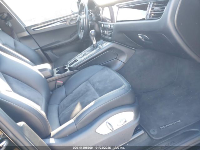 2020 PORSCHE MACAN WP1AA2A55LLB05013 Photo 4