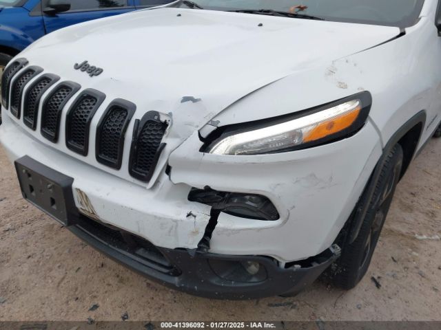 1C4PJMCB6JD592191 Jeep Cherokee Latitude 4x4