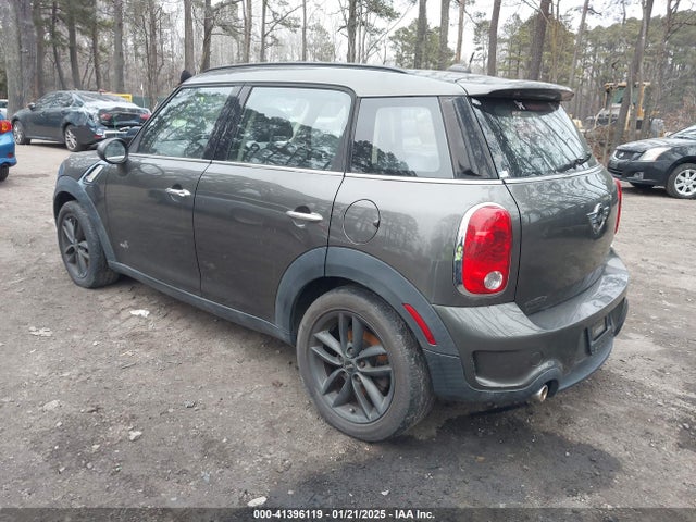 2011 MINI COOPER S COUNTRYMAN WMWZC5C5XBWL52924 Photo 2