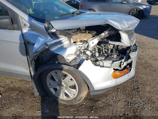 1FMCU0F76FUB63853 Ford ESCAPE S