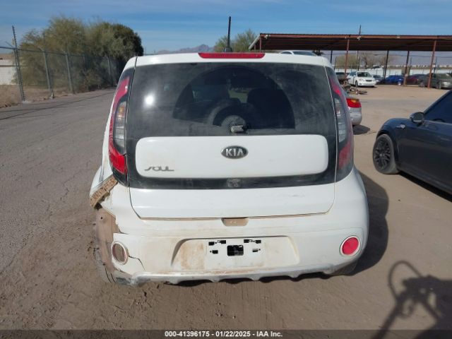 KNDJP3A57H7477944 KIA SOUL +