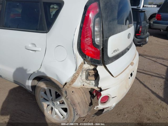 KNDJP3A57H7477944 KIA SOUL +