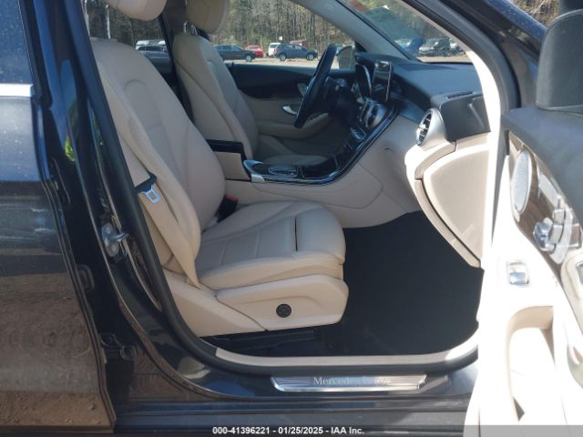 W1N0G8DB4MV267620 Mercedes-Benz Glc 300 Suv