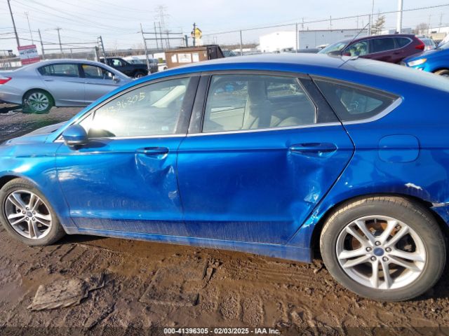 3FA6P0H76JR108265 Ford FUSION SE