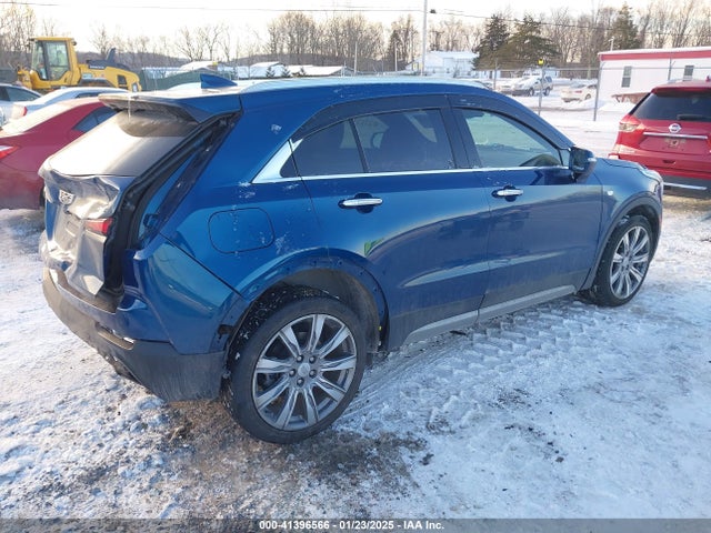 2019 CADILLAC XT4 1GYFZDR46KF150623 Photo 3