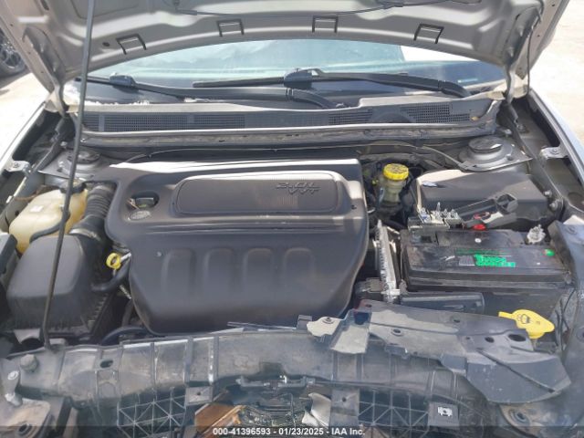 1C3CDFAA2GD570939 Dodge DART SE
