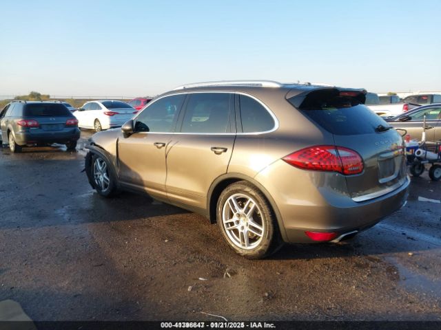 2012 PORSCHE CAYENNE WP1AB2A25CLA43261 Photo 2