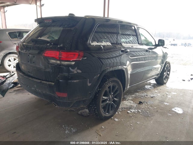 1C4RJFAG9MC590433 Jeep Grand Cherokee Laredo X 4x4