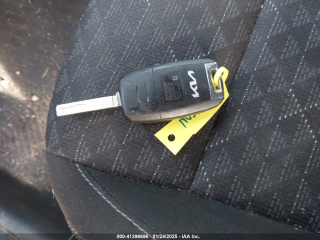 3KPA24AD5PE525192 KIA RIO S