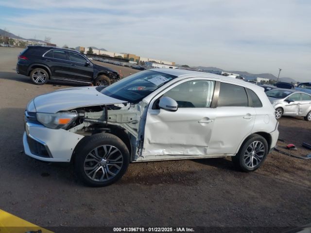 JA4AP3AU9JZ002954 Mitsubishi Outlander Sport 2.0 Es