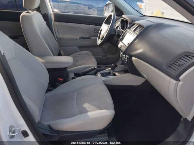 JA4AP3AU9JZ002954 Mitsubishi Outlander Sport 2.0 Es