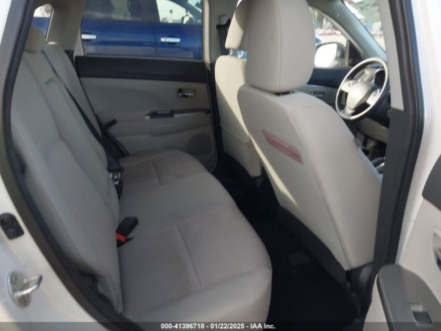 JA4AP3AU9JZ002954 Mitsubishi Outlander Sport 2.0 Es