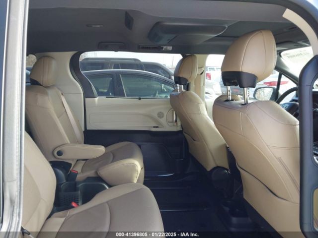 2023 TOYOTA SIENNA 5TDZSKFC2PS104317 Photo 7