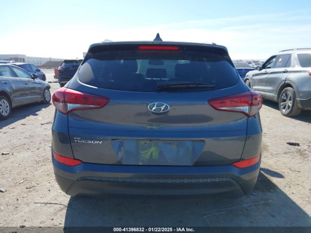 KM8J33A45HU428743 Hyundai Tucson Se Plus