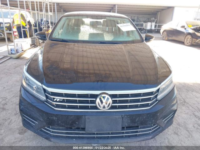 1VWAA7A32JC048857 Volkswagen Passat 2.0t R-line/2.0t S