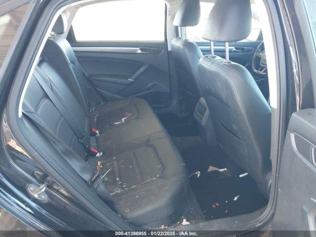 1VWAA7A32JC048857 Volkswagen Passat 2.0t R-line/2.0t S