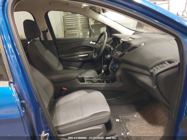 1FMCU0G90HUA94581 Ford ESCAPE SE