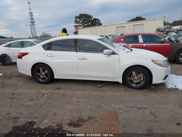 1N4AL3AP0JC480393 Nissan Altima 2.5 S