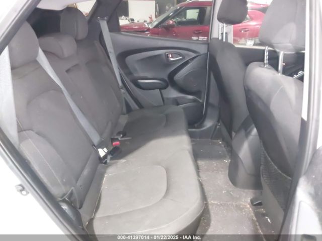 KM8JTCAF4FU985075 Hyundai TUCSON GLS