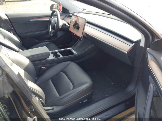 2022 TESLA MODEL 3 5YJ3E1EB0NF327733 Photo 4