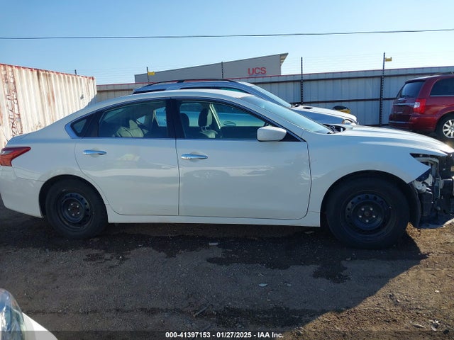 Nissan Altima 2.5 S 2018 1N4AL3AP6JC184987 Image 14