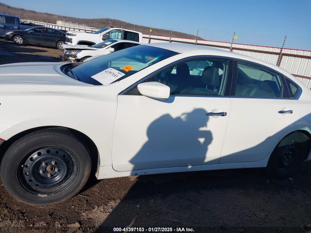 Nissan Altima 2.5 S 2018 1N4AL3AP6JC184987 Image 15