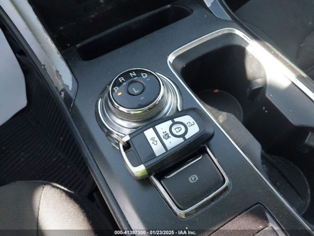 3FA6P0LUXHR233843 Ford Fusion Hybrid Se